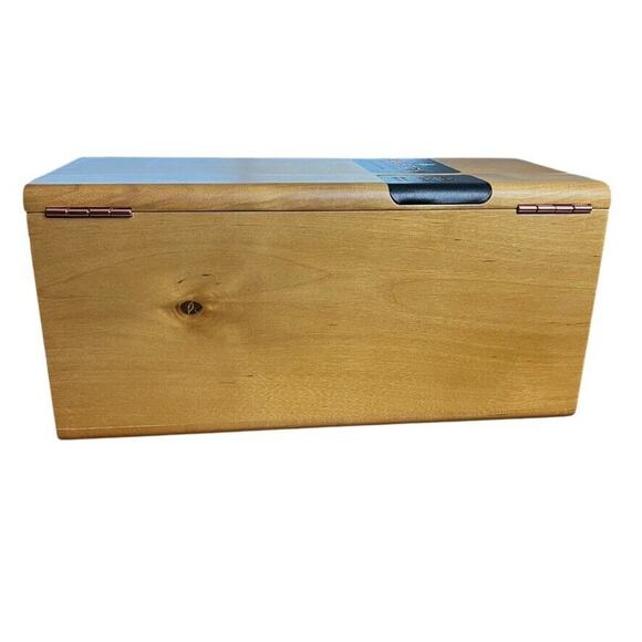 Midleton Very Rare 2022 Wood Irish Whiskey Display Box Empty Collectors Man Cave - Picture 2 of 10